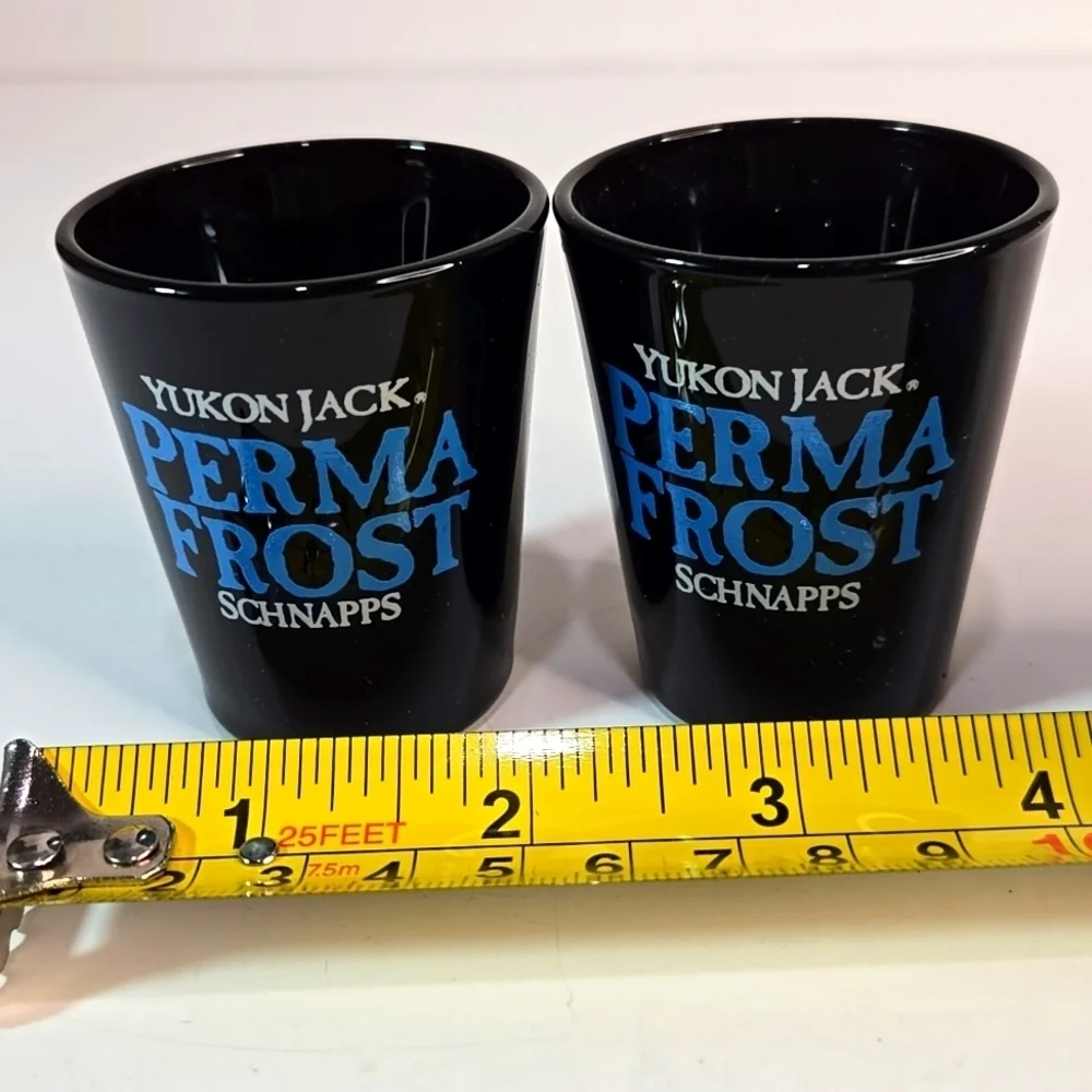 Set of 2 Vintage Yukon Jack Perma Frost Schnapps Shot Glasses Collectible
